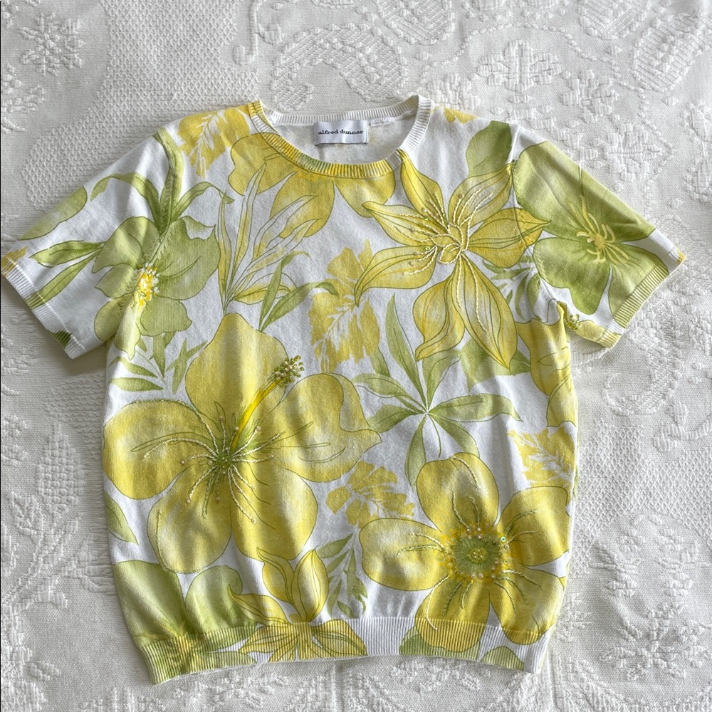 Alfred Dunner White Top with Yellow and Green Floral Print